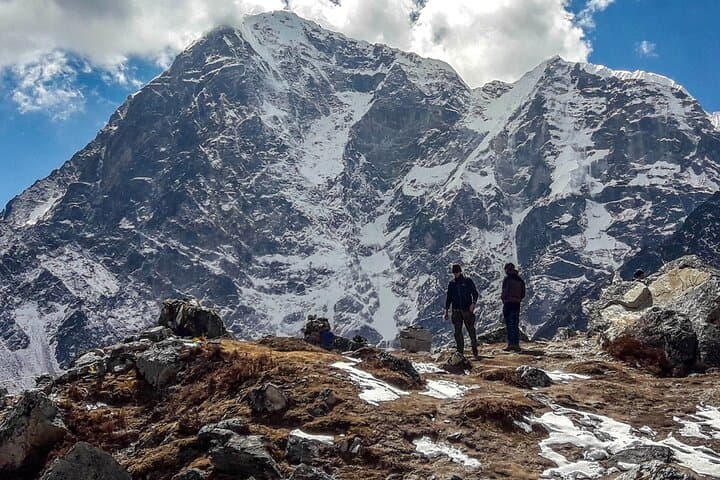 Everest Base Camp Trek with Helicopter Flight Back