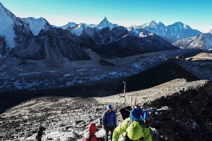 Everest Base Camp Trek with Helicopter Flight Back