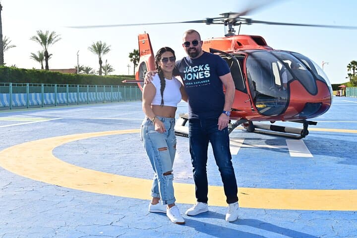 Exclusive 1 Hour Helicopter Flight Over Dubai up to 6 persons