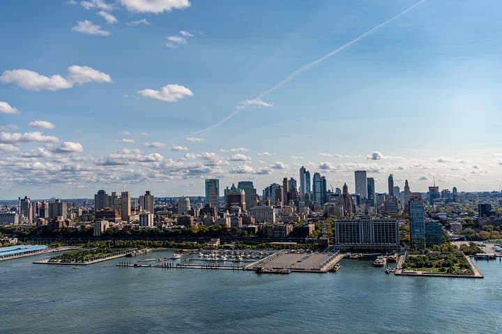 NY Helicopter Tour: Manhattan & Brooklyn