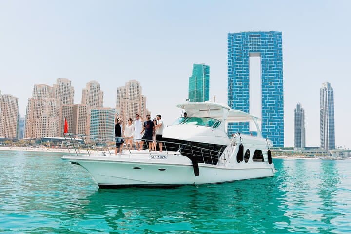Atlantis Helicopter Tour and Dubai Marina Yacht Cruise Combo