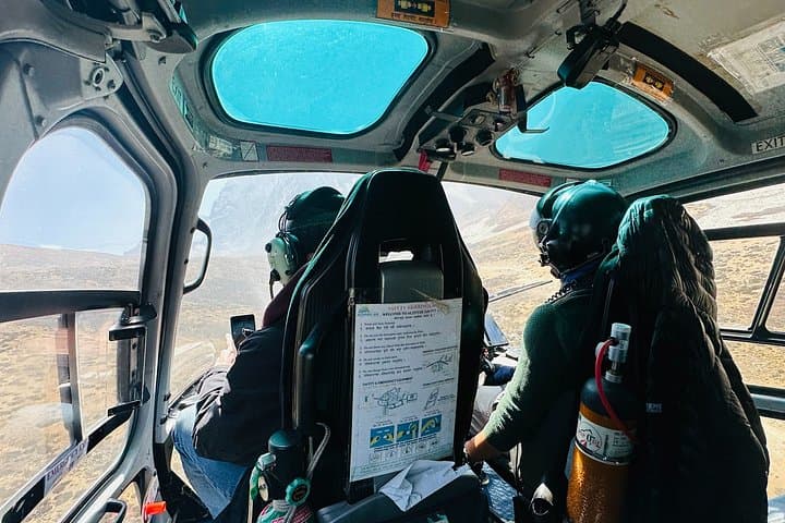 Everest Base Camp & Kala Patthar Landing Helicopter Tour